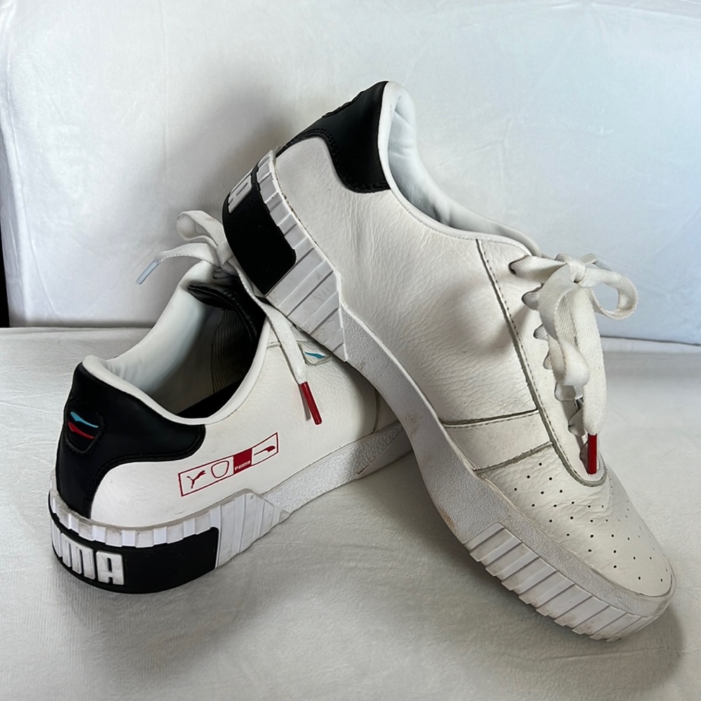 PUMA  womens size 9